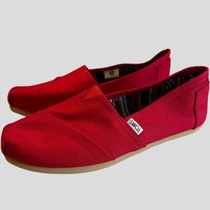 Toms Women's Red Canvas Classic Slip-On Shoes Size 9